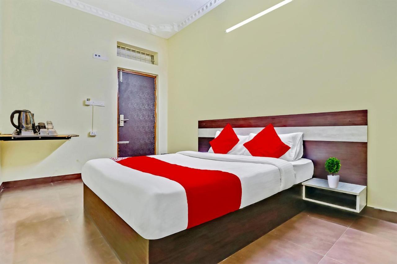 Hotel Oyo J P Palace Dod Ballāpur Exterior foto