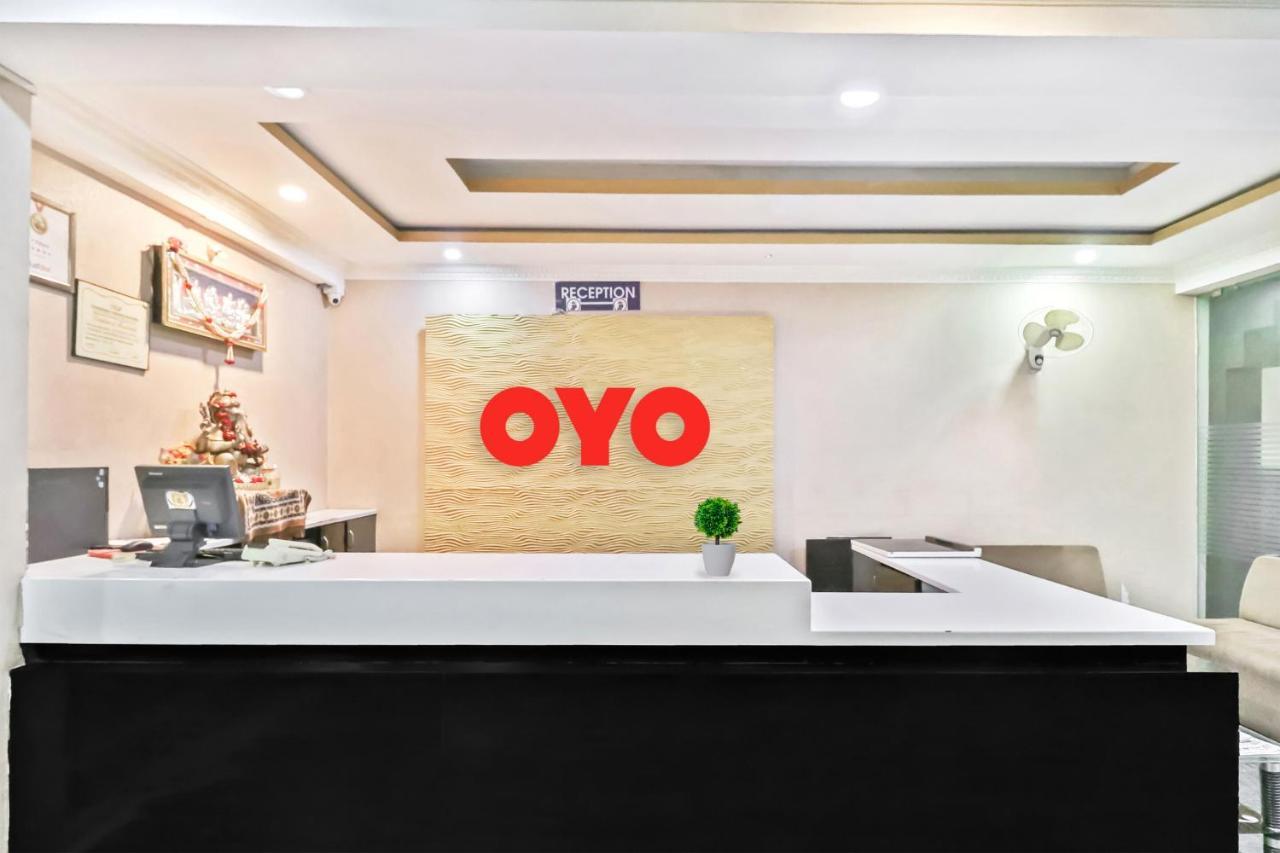 Hotel Oyo J P Palace Dod Ballāpur Exterior foto